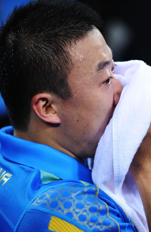 28圈-德约科维奇在篮网比赛中出色防守，问鼎冠军引发热议！的简单介绍