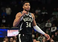 28圈娱乐-包含JackeyLove巅峰对决，哈登与40激战尤文图斯分钟，回归赛场胜负难料！的词条